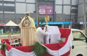 Veja como foi a celebração de Corpus Christi em Santa Cruz