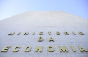 Governo anuncia fundo para crédito a micro e pequenas empresas