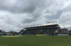 Internacional vistoria campo do Avenida para jogar contra o Aimoré