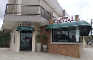 Panificadora e Cafeteria Cristal conta com novo espaço