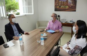 Polícia Civil entrega balanças de precisão para HSC