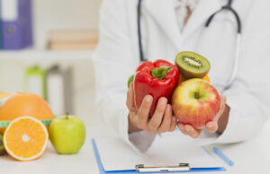 Dia do Nutricionista: O profissional que se dedica a boas práticas alimentares