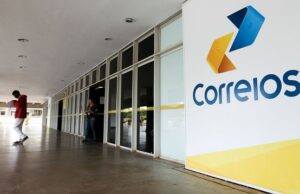 Parte dos trabalhadores dos Correios faz greve por tempo indeterminado