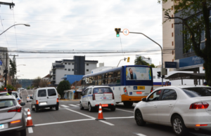 Semáforo da 28 com a Venâncio já está em funcionamento