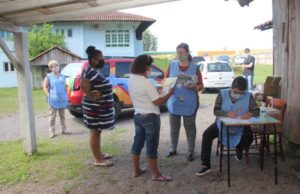 Santa Cruz: 700 famílias atendidas nas Cozinhas Comunitárias recebem kits de higiene pessoal