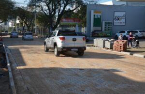 Primeiro trecho do Calçadão da Floriano está liberado