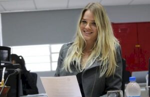 Bruna Molz indica a criação do Cartão SUS animal