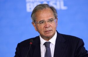 Guedes: se houver segunda onda, governo pagará auxílio emergencial