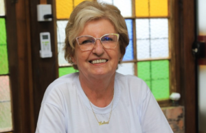 A prefeita que vai cuidar dos santa-cruzenses