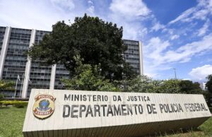 PF investiga grupo que fraudava auxílio emergencial