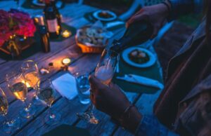 Especialista dá dicas para cuidar da audição durante comemorações