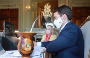 “Tenho confiança na coordenação do Ministério da Saúde, mas não vamos fugir da responsabilidade com o povo gaúcho”, diz Leite