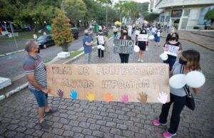 Profissionais da rede pública realizam ato em prol da saúde