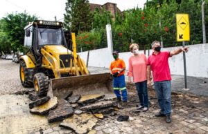 Rua Benno João Kist ganha nova camada de asfalto