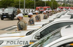 Governo entrega 53 viaturas semiblindadas à BM e quatro ambulâncias aos Bombeiros