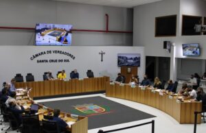 Câmara aprecia 15 novos projetos na quinta-feira