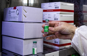 Saiba os locais para vacinação dos idosos acima de 80 anos