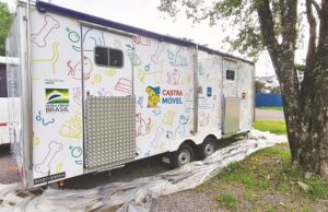 Vereadora cobra explicações sobre danos no castramóvel