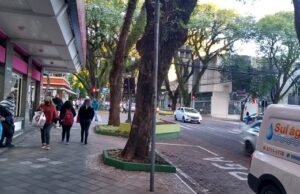 CDL: pesquisa aponta que maioria dos lojistas teve prejuízo de até R$ 10 mil com enxurrada