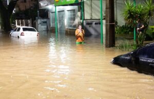 Por que ocorreu a enxurrada em Santa Cruz?