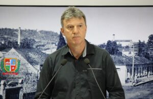 Licério Agnes sugere alteração de horário de estacionamento no Arroio Grande