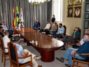Helena Hermany promove reunião de alinhamento com a base do governo na Câmara