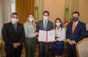 Sancionada lei que reconhece atividades físicas e de ensino como essenciais no RS