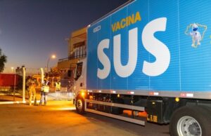 Estado recebe novas doses de CoronaVac e dará continuidade à vacinação de idosos