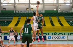 Vitória garante classificação antecipada da Stock Med/União Corinthians