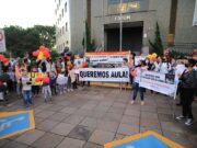 Grupo manifesta insatisfação com suspensão das aulas presenciais