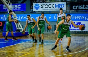 União Corinthians enfrenta Flamengo Blumenau em jogos-treino de preparação