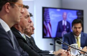 Bolsonaro promete fim das emissões de gases de efeito estufa até 2050