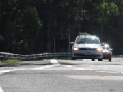 Farol passa a ser exigido durante o dia somente nas rodovias de pista simples