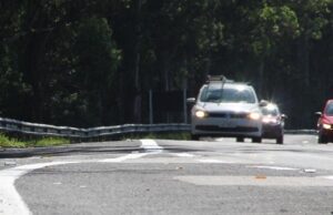 Farol passa a ser exigido durante o dia somente nas rodovias de pista simples