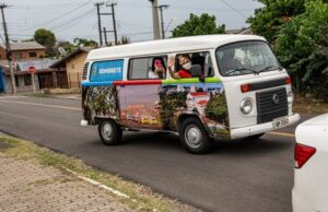 Prefeita Helena Hermany estreia Kombinete
