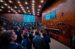 PEC que retira exigência de plebiscito para venda de estatais é aprovada em primeiro turno na Assembleia