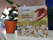 Educar-se lança livro comemorativo