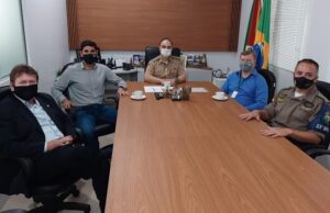 Sistema de Vigilância Colaborativa é discutido em reunião