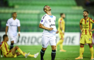 Classificado, Grêmio volta a golear o Aragua e mantém 100% na Sul-Americana