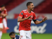 Com direito a gol de bicicleta, Inter atropela o Olímpia no Beira-Rio pela Libertadores