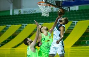 Stock Med/ União Corinthians está na fase final do brasileiro de basquete