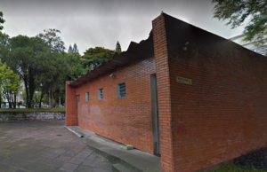 Banheiros da Praça Getúlio Vargas são fechados para reforma e ampliação