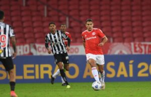 Inter sofre gol no primeiro minuto e perde para o Atlético-MG