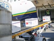 Rio Grande do Sul recebe 303 mil doses de vacina contra a Covid-19 neste sábado
