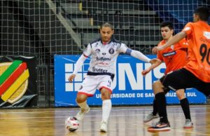 Santa Cruz Futsal busca vitória em Canoas