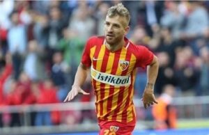 Santa-cruzense próximo de reforçar o Internacional