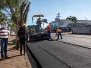 Prefeita e vice vistoriam obras de infraestrutura em Santa Cruz do Sul