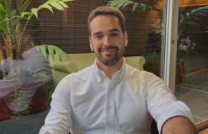 Eduardo Leite assume ser gay durante programa de TV