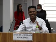 Jéferson Redondo assume cadeira na Câmara de Vereadores