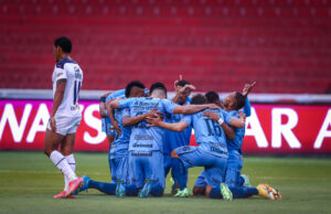 Grêmio vence a LDU e constrói vantagem para o jogo de volta das oitavas de final da Sul-Americana